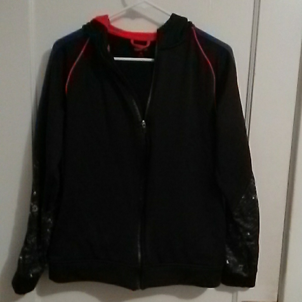 Hooded sweat jacket